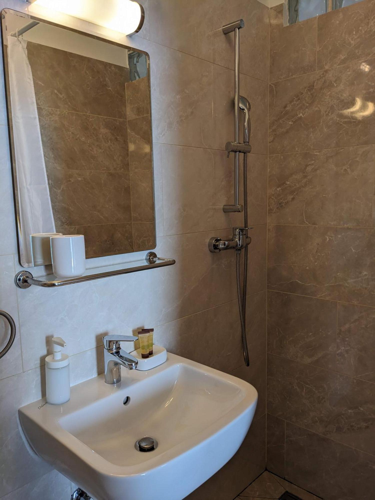 Appa Apartments Порторож Екстериор снимка