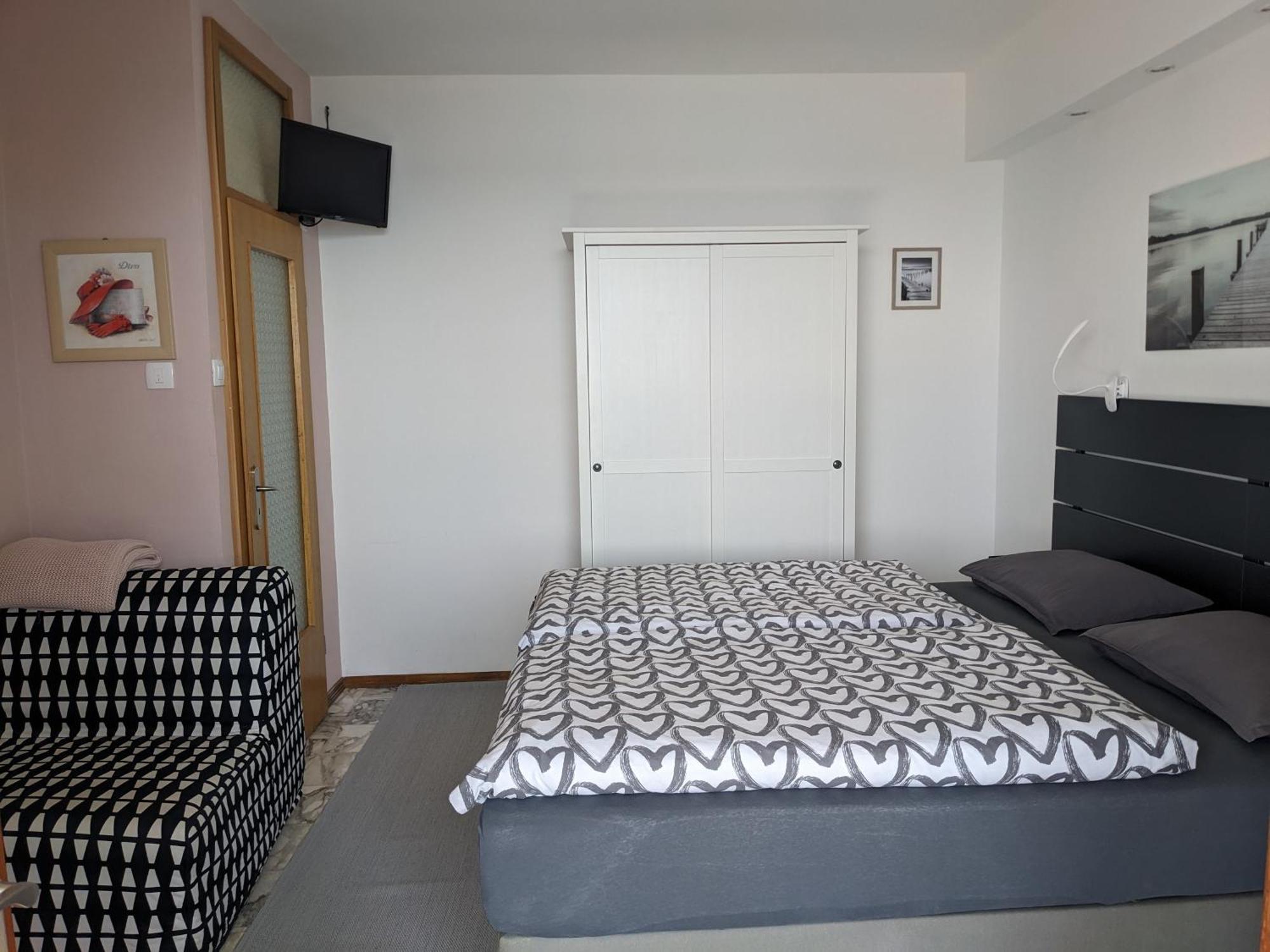 Appa Apartments Порторож Екстериор снимка